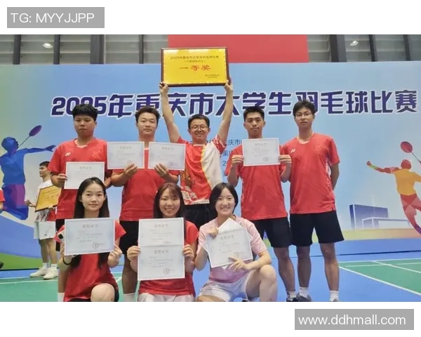 重庆羽毛球队荣登羽毛球实力排行榜首位引领全国羽坛新风潮