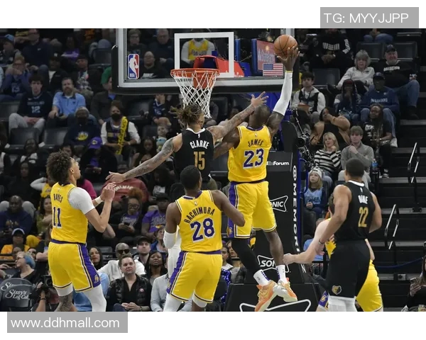 湖人波尔对决掘金全场精彩瞬间与赛后分析回顾